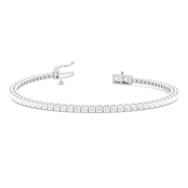 Tennis Bracelet with Prong Set of Diamonds