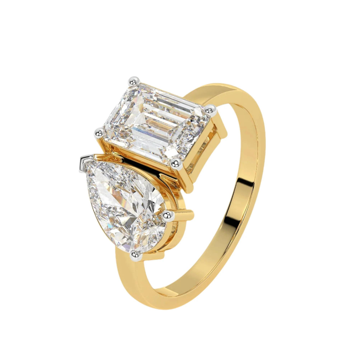 Pear & Emerald Diamond Ring 2.5 Carat