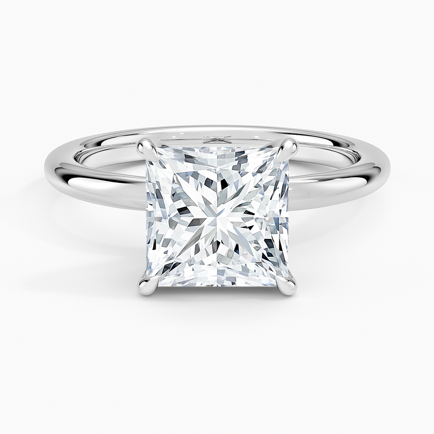 Manon Solitaire Ring