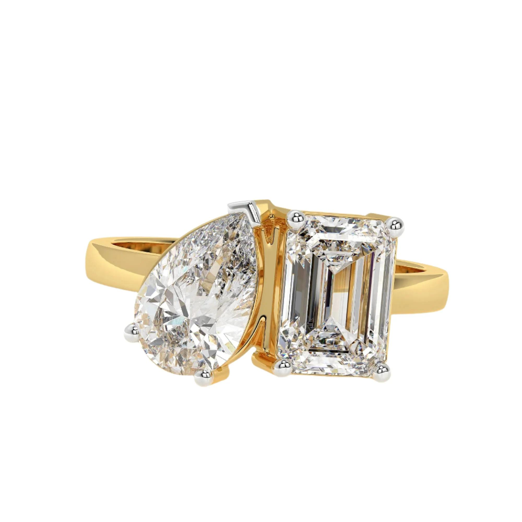 Pear & Emerald Diamond Ring 2.5 Carat