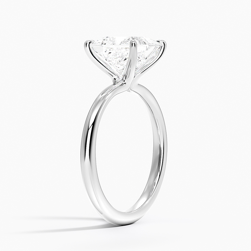 Manon Solitaire Ring