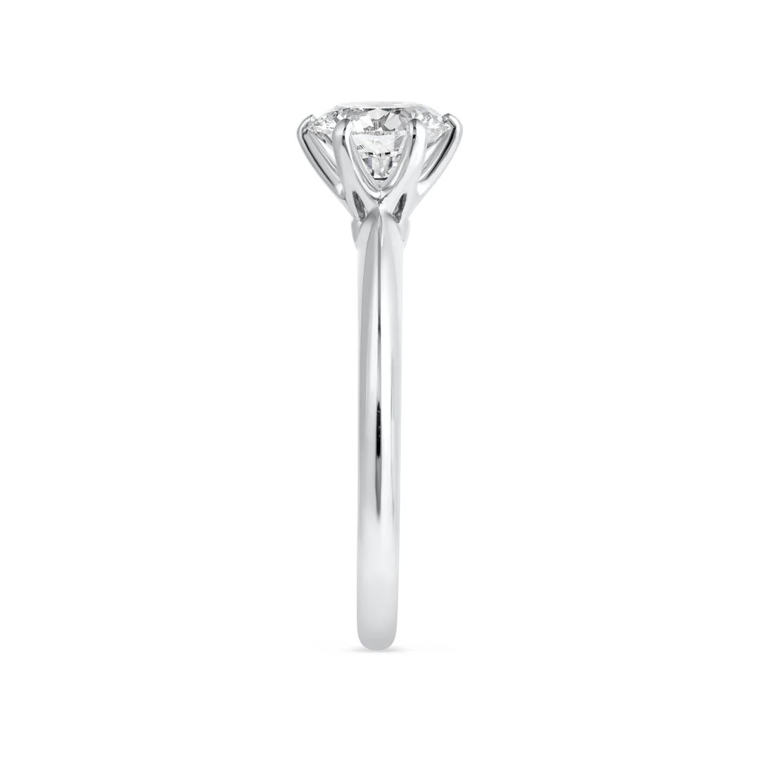 Lab Grown Solitaire Engagement Ring - Round Diamond